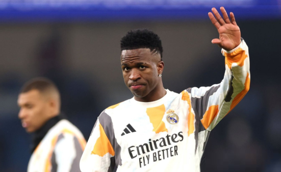 جماهير مانشستر سيتي تسخر من فينيسيوس وريال مدريد